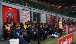 La panchina del Milan a San Siro - Foto Lapresse - Interdipendenza.net