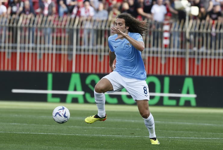Guendouzi in campo con la maglia della Lazio - Foto Lapresse - Interdipendenza.net