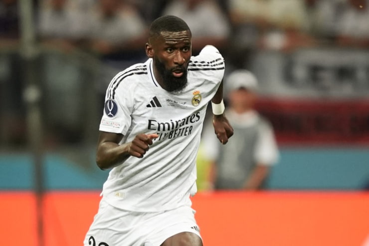 Antonio Rudiger in campo con la maglia del Real Madrid - Foto Lapresse - Interdipendenza.net