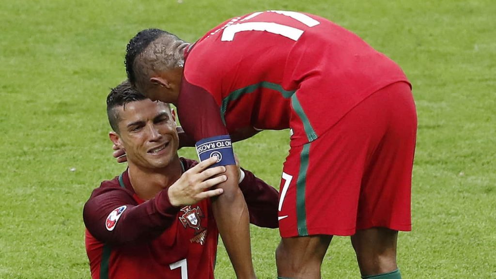 Cristiano Ronaldo e il suo compagno di squadra - Foto Lapresse - Interdipendenza.net