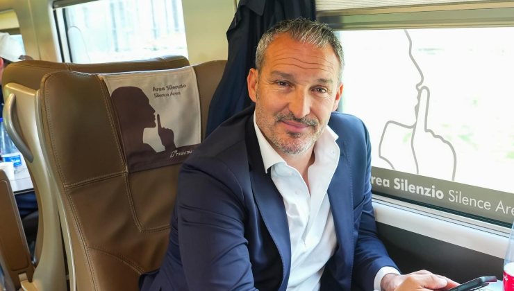 Zambrotta spera nella permanenza del portoghese in panchina