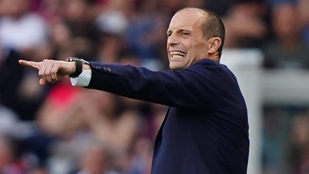 Max Allegri dà indicazioni - Foto Lapresse - Interdipendenza.net