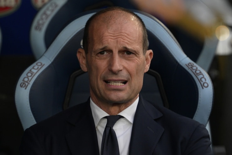 Max Allegri in panchina - Foto Lapresse - Interdipendenza.net