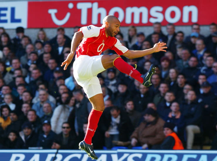 Thierry Henry in campo con la maglia dell'Arsenal - Foto Lapresse - Interdipendenza.net