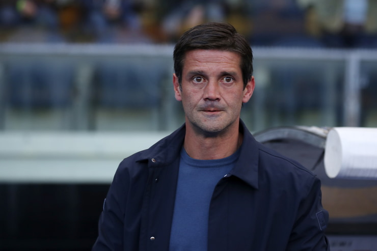 Cristian Chivu a bordo campo - Foto Lapresse - Interdipendenza.net