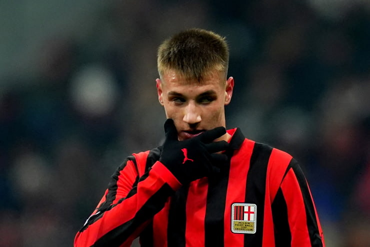 Francesco Camarda in campo con la maglia del Milan - Foto Lapresse - Interdipendenza.net