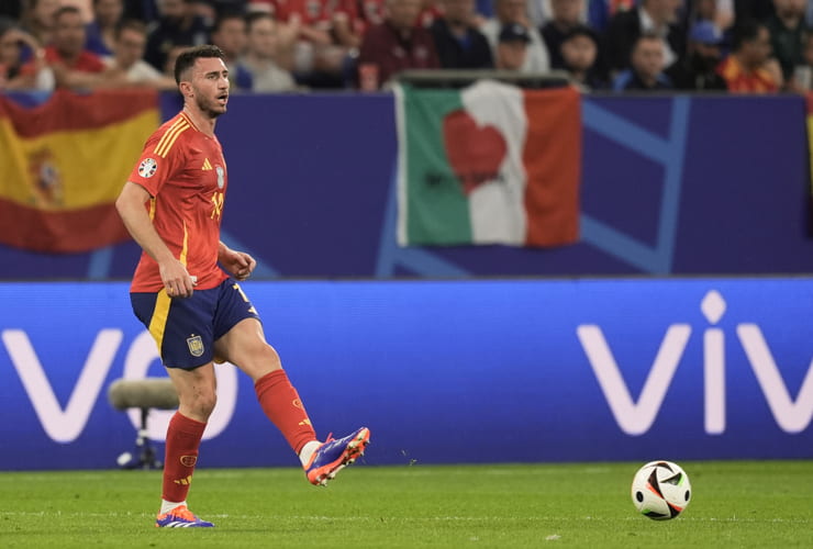 Laporte in campo con la maglia della Spagna - Foto Lapresse - Interdipendenza.net