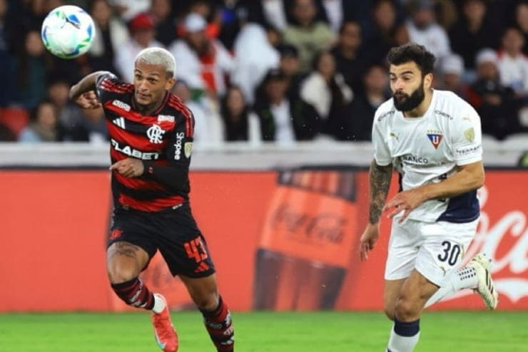 Wesley in campo con la maglia del Flamengo - Foto Instagram - Interdipendenza.net