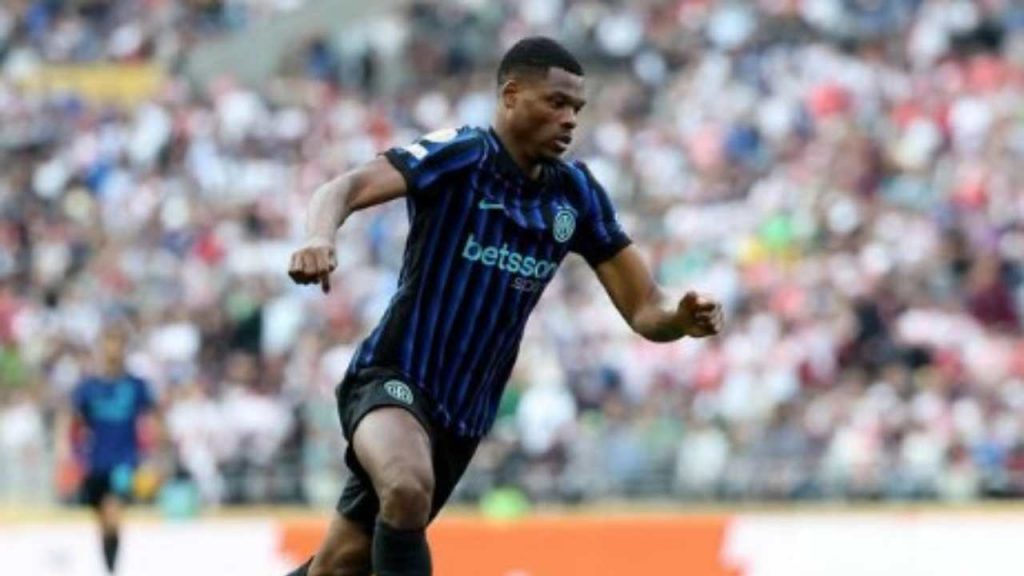 Denzel Dumfries